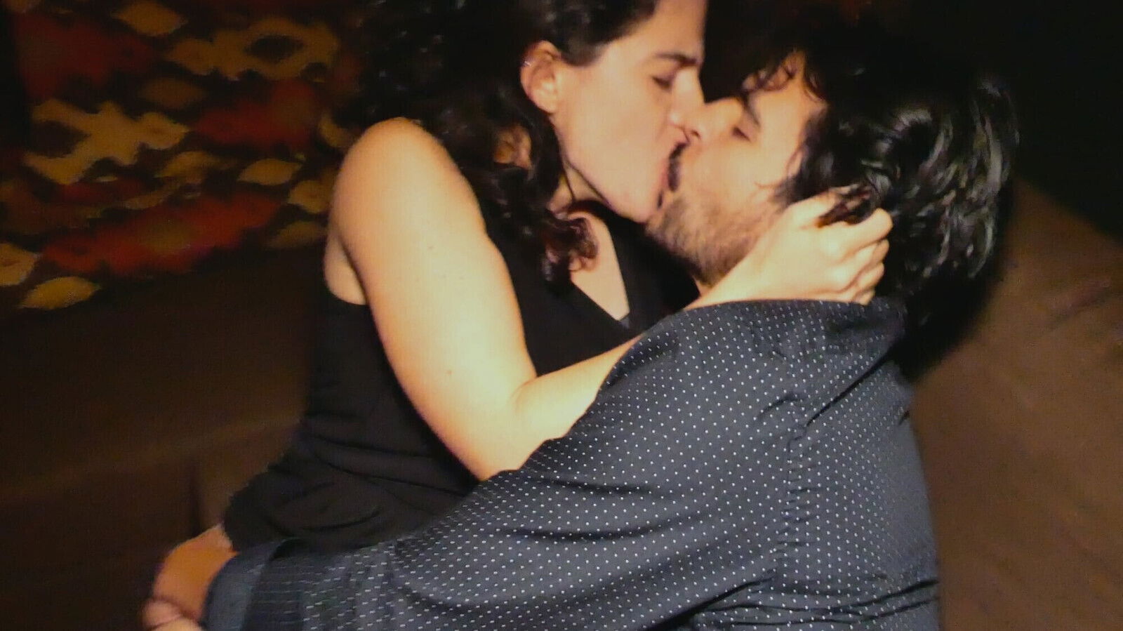 Vanessa Cliff meets sexy lover house party Cliff Media