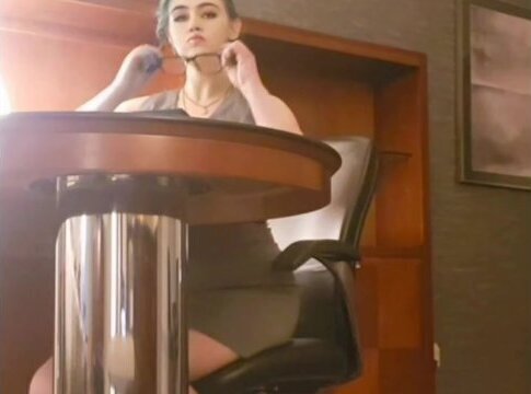 Curvy Thick Femdom Boss manage Inappropriate Behavior Workplace