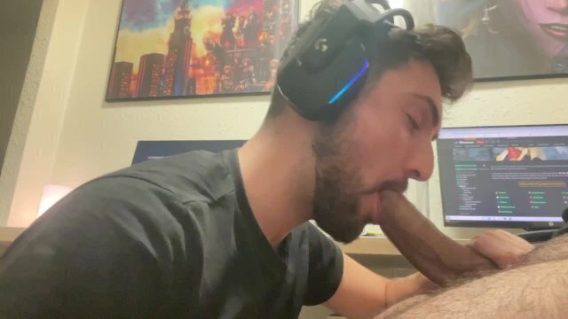 chupando pollon gordo compi