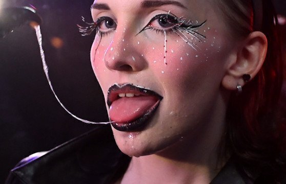 GOTH TGIRL DEEPTHROATS DROOLS