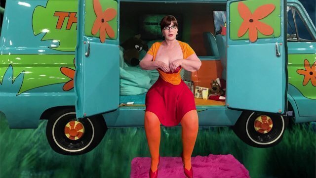 Granny Velma Dinkley: Superior Cocksucking Gilf CAMS25