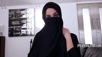 Wife Cheats Victoria June, Diezel PervHijab
