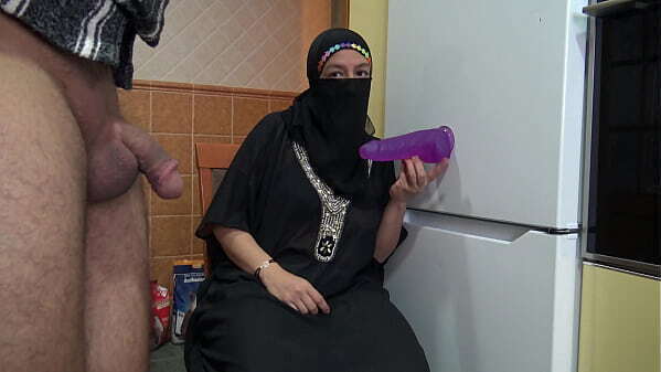 Moroccan cuckold wife humiliates husbands small dick