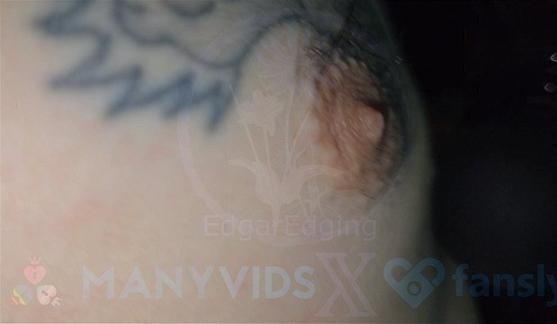 Vibbing Nipple Waves Straight Moob Vibrations Dangling Close Twink Shorties