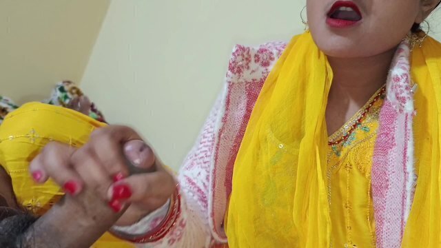 Indian Desi girlfriend first time dirty talk beautiful Indian girls fuck friends blowjob