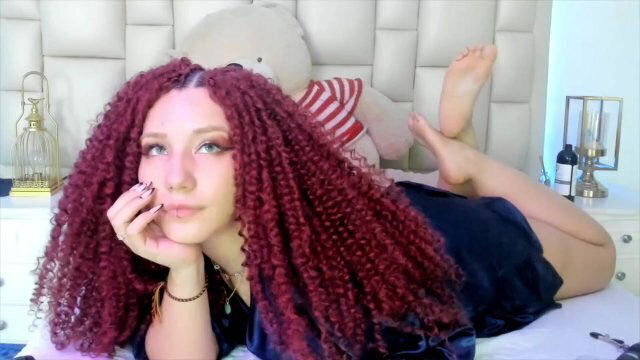 Hidden Porn: Daddy’s Girl Loves Being Little Slut