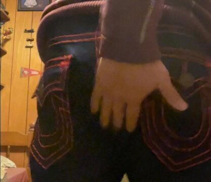 Desperate Sunday evening toilet piss bonus farts Batman pants sexy stitch jeans