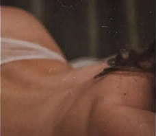 O dia que minha esposa pediu pra gozar com outra.