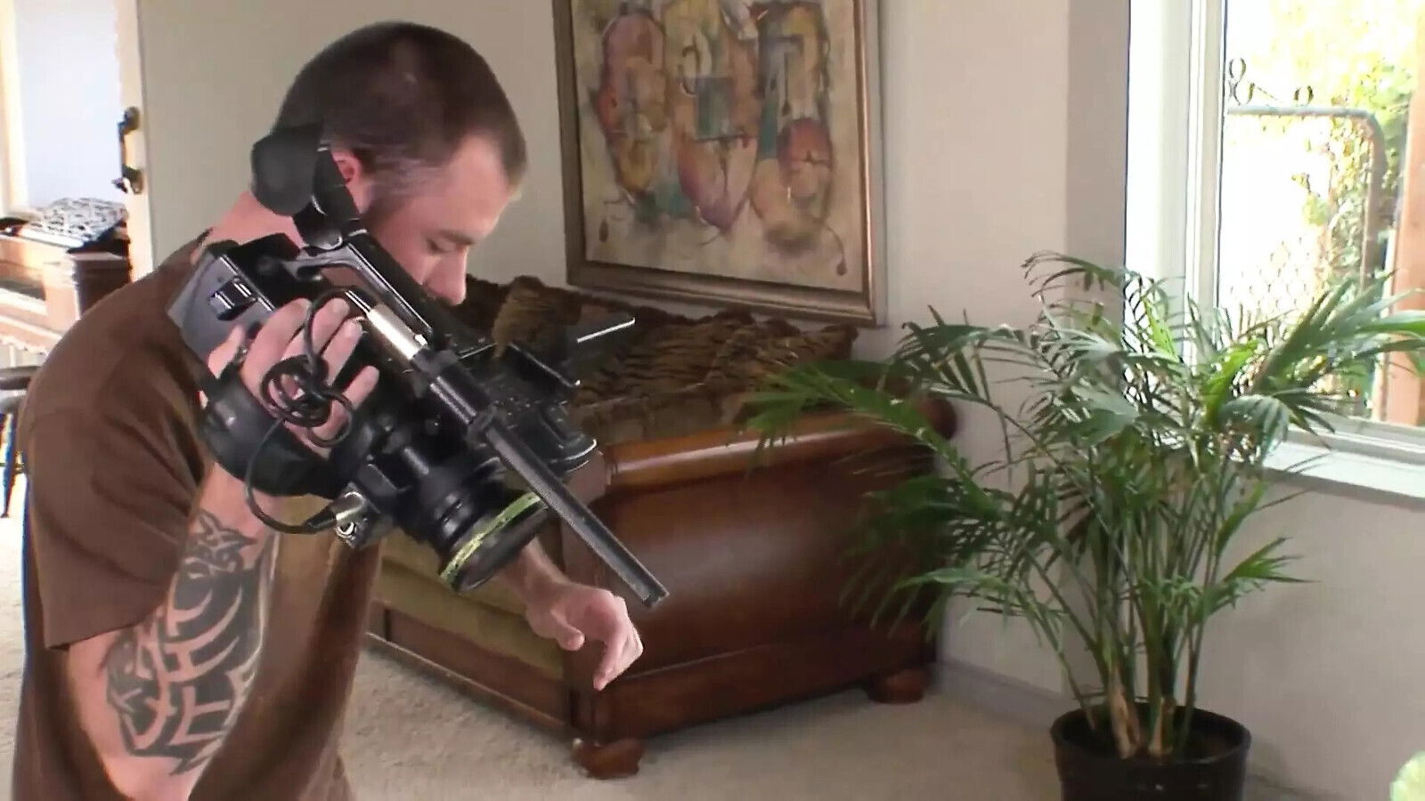 Threesome with Cara slut gets fucked pussy