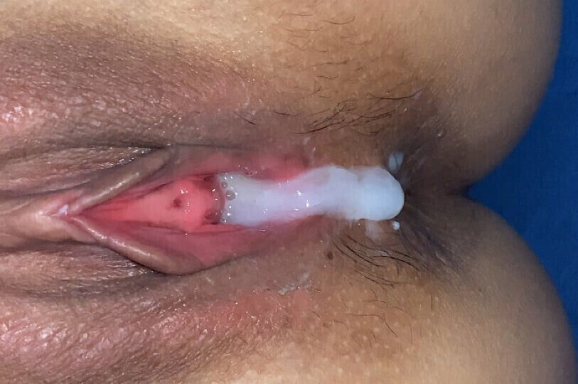 Horny Chinese slut gets pussy enjoys toys