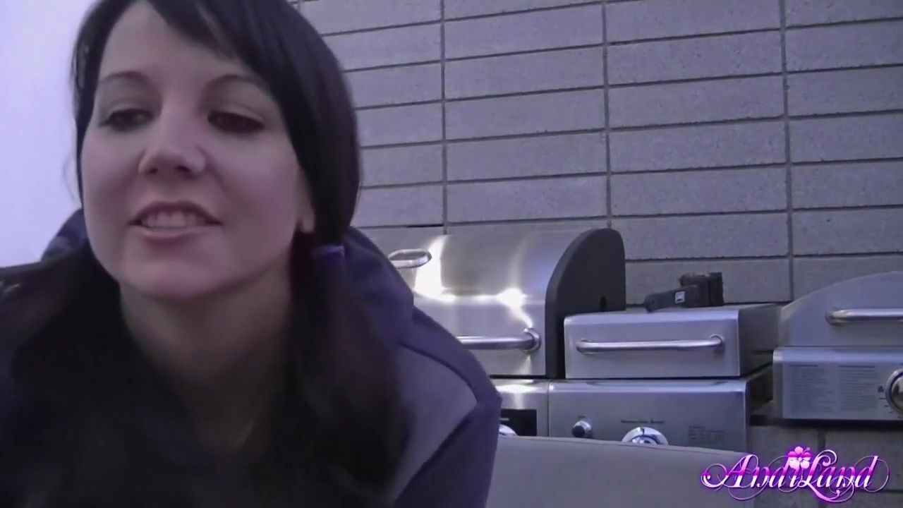 Andi Land In Before The Barbecue