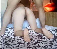 Yadis 15 grita y llora al sentir un enorme pene en su ano, expone rica vagina y sexo oral parte uno...