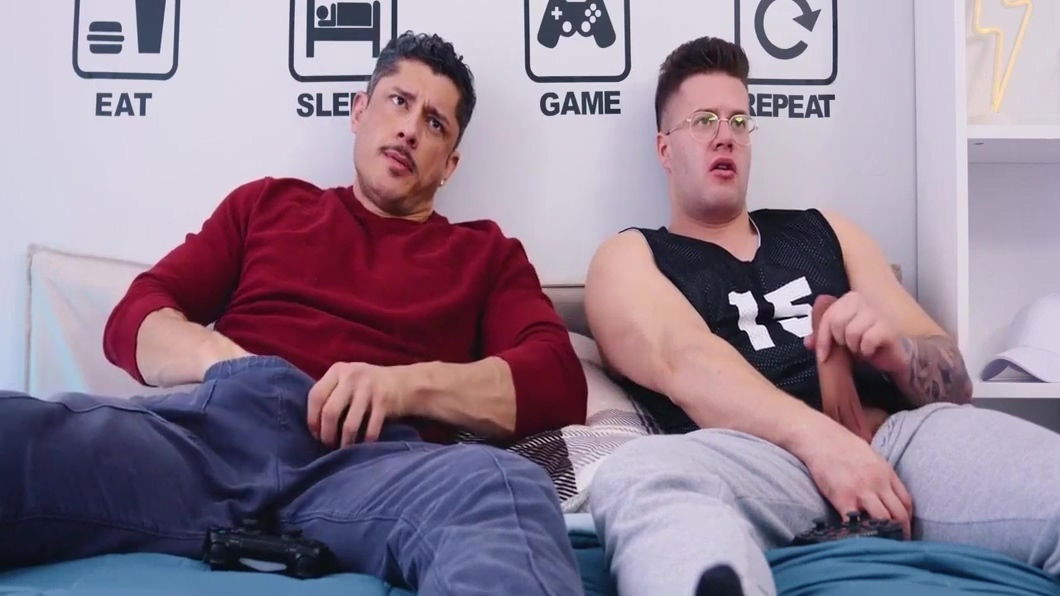 Rocky Vallarta, Porn Clark Delgaty Just Like Grabbing Joystick, Bruh