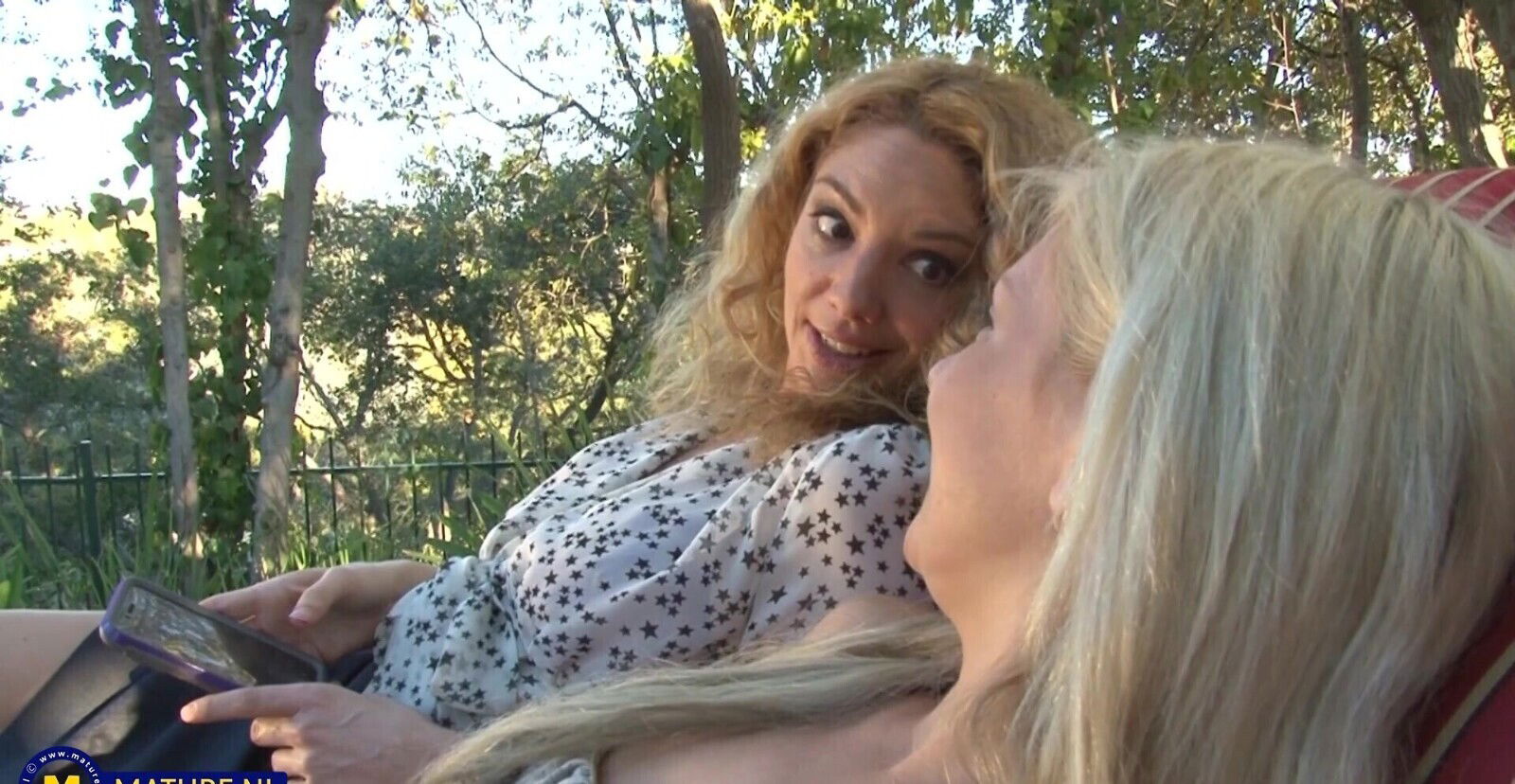 Alessandra Noir moans while being licked kinky Daire