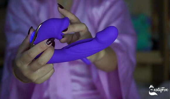 UNBOXING DRAGON THRUSTING DILDOS VIBRATORS ExotiqFox Solo Gooner Girl Unboxing