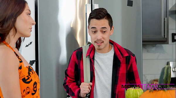 Gourd Glory Stepmom StepSon Have Quite Story