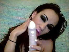 Sexy Simone Lip gloss dildo suck