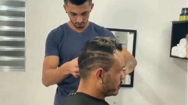 Kadu Ventr&iacute_ Scott Fodi barbeiro muito tes&atilde_o sexo bareback