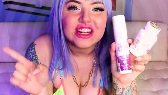 Mistress Bijoux Estrogen Therapy