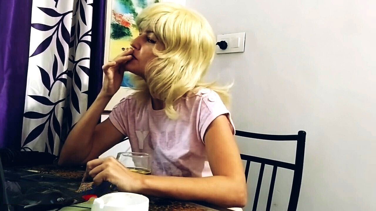 Gorgeous office secretary Indian Treasure excels real slut workplace