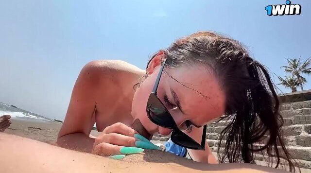 Beach: Shocking Blowjob from Stranger Night Intense Home