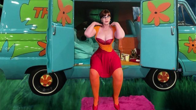Granny Velma Dinkley: Licked Dicked Orgasm Creampie