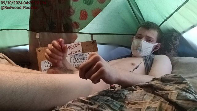 Bisexual male muscular fucks with marker explored over