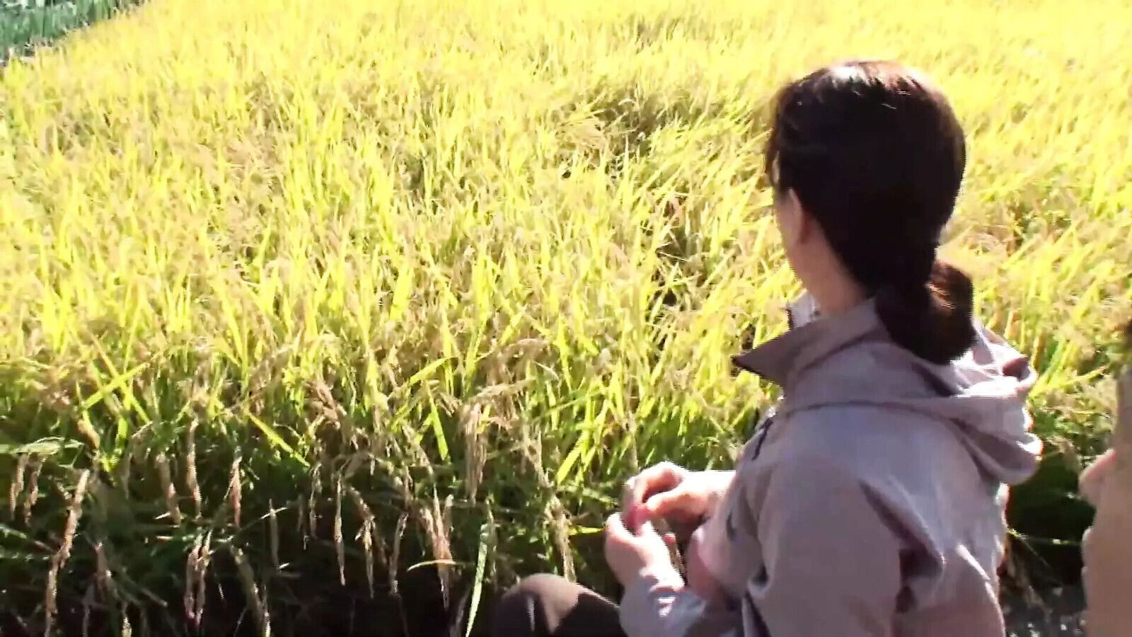 Love With Aunt: Mature Women Excited Nervous When Picked-Up