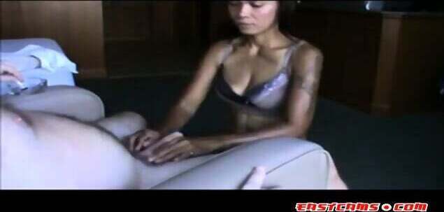 Amateur Asian Hooker Gives Interracial Blowjob