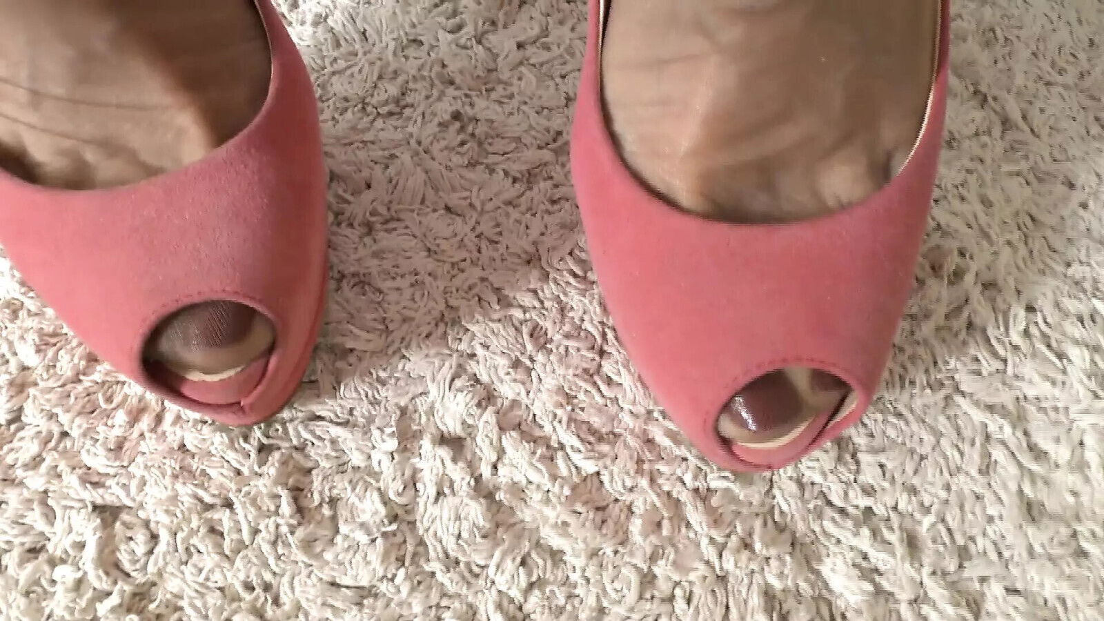 Sling Back Heels, Nylon Legs Show, Dangling Shoes, Shoe Play