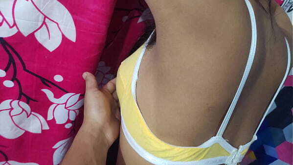 Indian amateur housewife homemade viral video, Indian desi Housewife leaked married wife'_s with husband