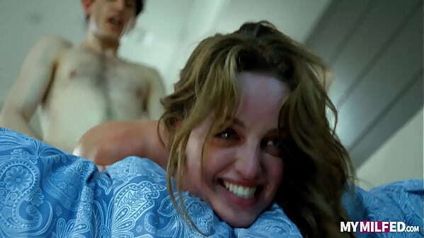 Gorgeous Horny MILF Take Massive