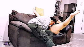 primo chupa co&ntilde_o sala termina follandome