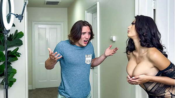 Step Mom.. Friends Will Watch This Pearl iMylf