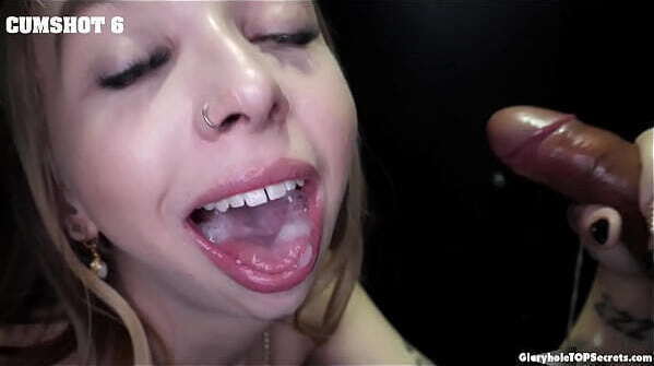 Fucking hell, cumshots between two!