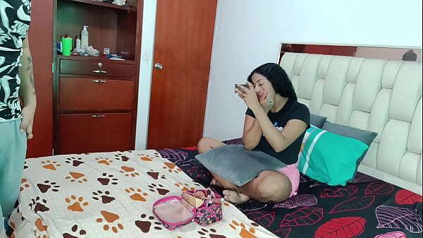 Hermanastro pervertido folla co&ntilde_o linda hermanastra latina piel morena porno espanol