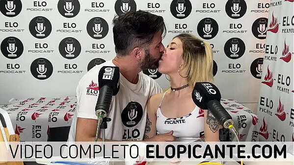 MILE GOMEZ JUEGA HIELO PREVIA CUARTO PICANTE