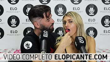 AVRIL PILOT MUESTRA COMO CHUPA PODCAST