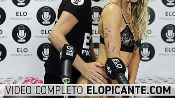 PODCAST CHUPA TETAS AVRIL PILOT CUARTO PICANTE