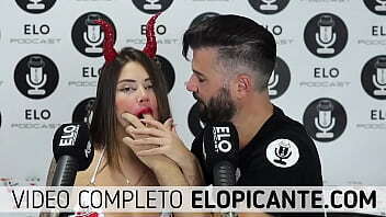 PODCAST PASA HIELO TETAS SARA BLONDE