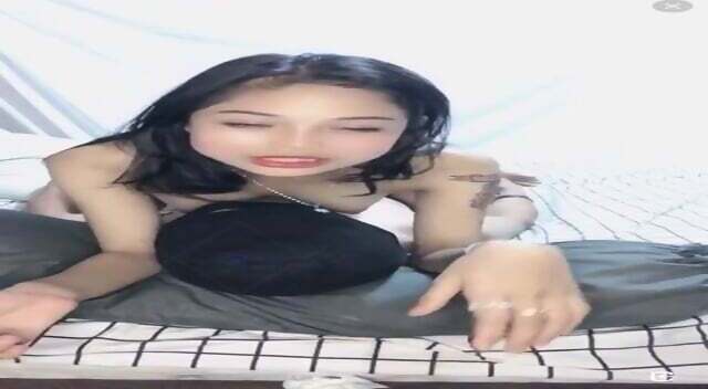 Ajakin Tetangga Kosan Sebelah