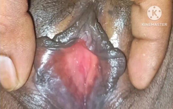 හුත්ත ලෙවකන්නකෝ මට ගියා කැරි කන්න දෙන්නකෝ .pussy licking homemade sex,srilqnkan voice pat3