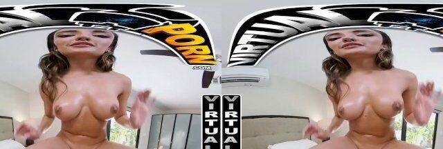 VIRTUAL PORN Chloe Amour Turns Around Show Perfect Shower, Have Touch..