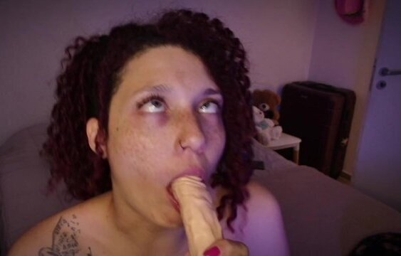 Freckled redhead gives sweet ONLYFANS FETISH MODEL