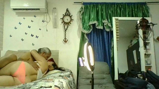 DAUGHTER TELLS WENT BASEBALL GAME FUCKS