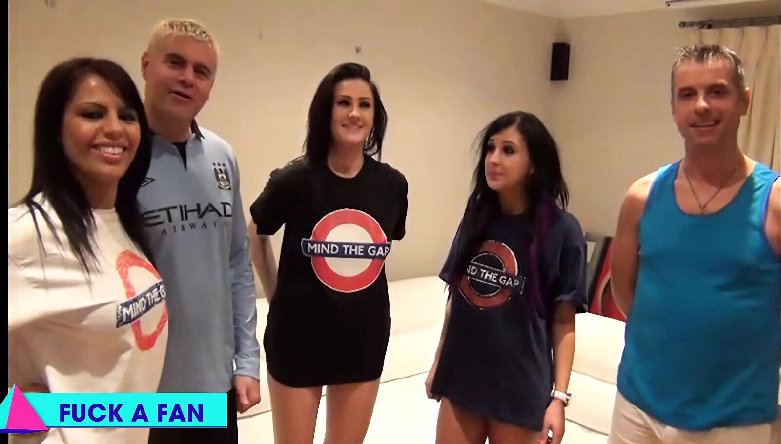 Scooby's Three-Way Fuck, Scarlett, Carla, Chantelle!