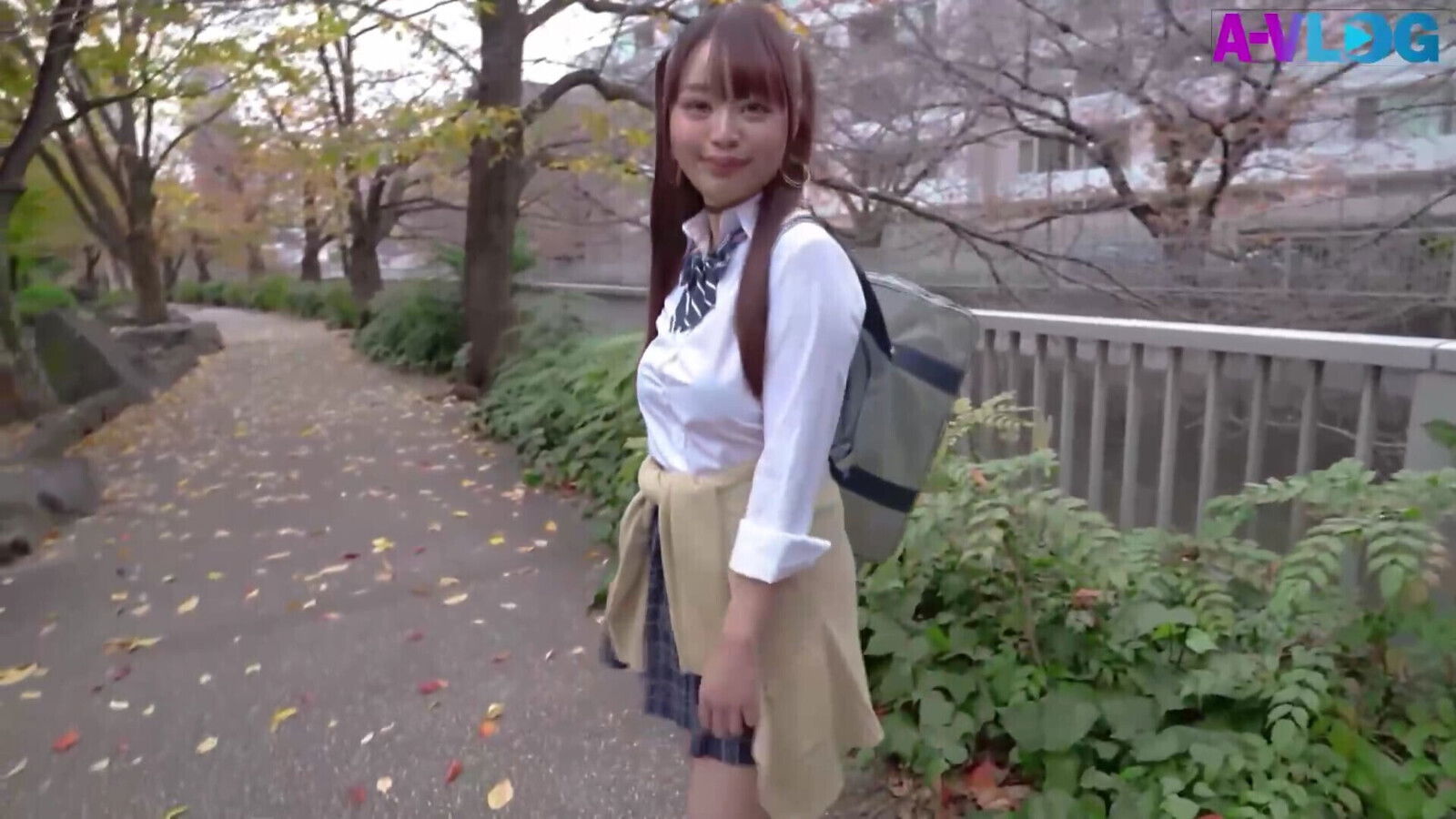 Walking Around Without With Beautiful Tits, Secret Creampie Sex-Ed