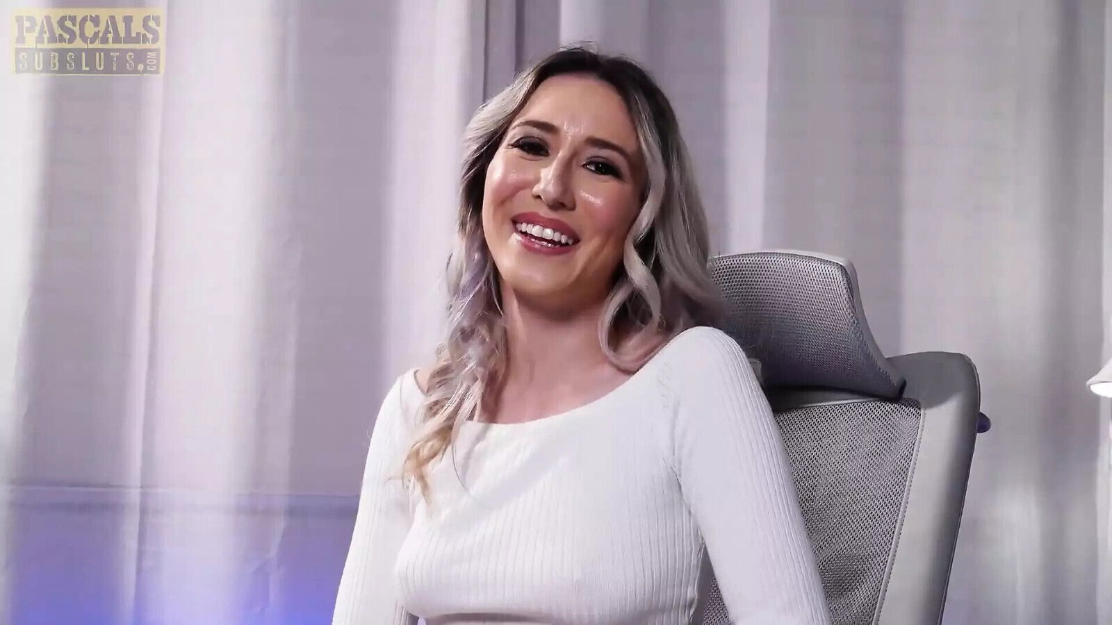 PASCALSSUBSLUTS Small Blonde Sweet Sophia Hard Banged