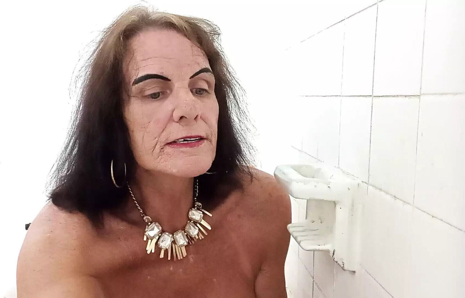 lizzyyum september Staying Cool Degrees Fantasy Bathing Pussy Clit Boobs ORGASM