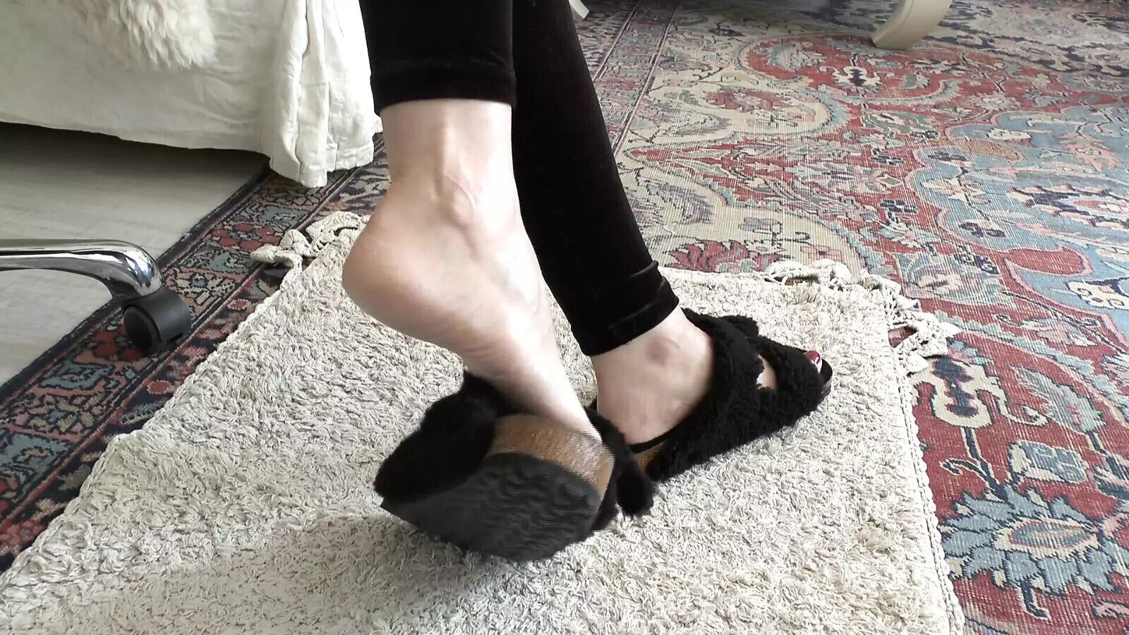 Shoeplay Black Slippers